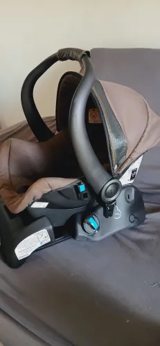 Carrinho e bebê conforto Galzerano