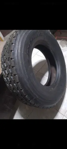 Pneu 295/80r22.5