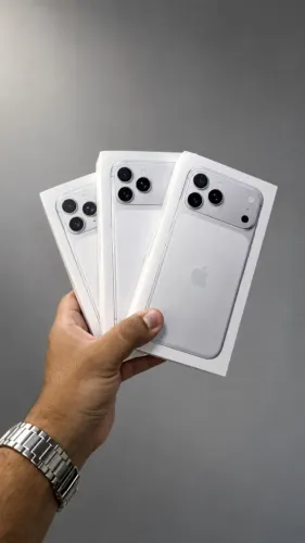 iPhone 17 Pro Max 256gb - Branco / Todas as cores!