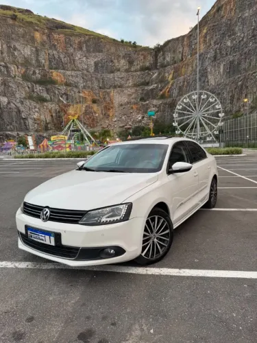 Volkswagen Jetta Highline 2.0 TSI 16V 4P Tiptronic 2013