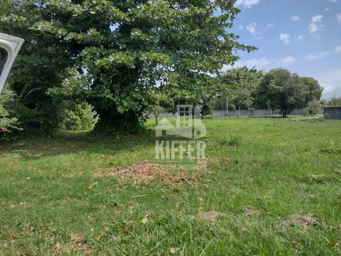 Terreno à venda no Condomínio Cajueiros de Itaipuaçu Maricá/RJ