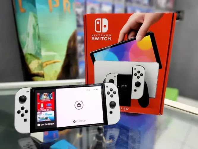 Nintendo Switch OLED Impecável!! DESBLOQUEADO!! (Aceito Cartão)
