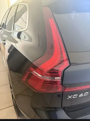 Lanterna Traseira Lado Esquerdo Volvo Xc60 2018-2022 Detalhe Lente Vermelho (Usado)