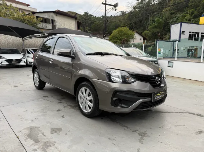 Toyota Etios X Plus 1.5 Flex 16V 5P Aut. 2020