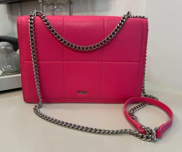 Linda bolsa rosa - Arezzo - Couro Legítimo. Estado de nova!