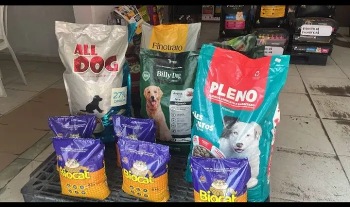 Produtos p montar loja de rações - preço a combinar, aceito propostas