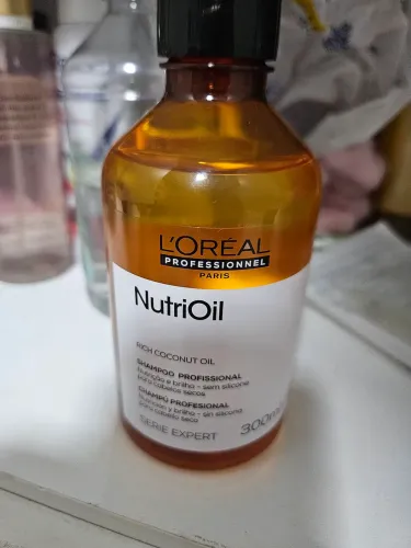 NutriOil shampoo loreal - seminovo usado 2 vezes