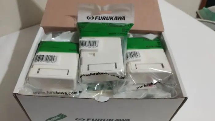 CAIXA DE SOBREPOR 02 SAIDAS PARA TOMADAS  { FURUKAWA }