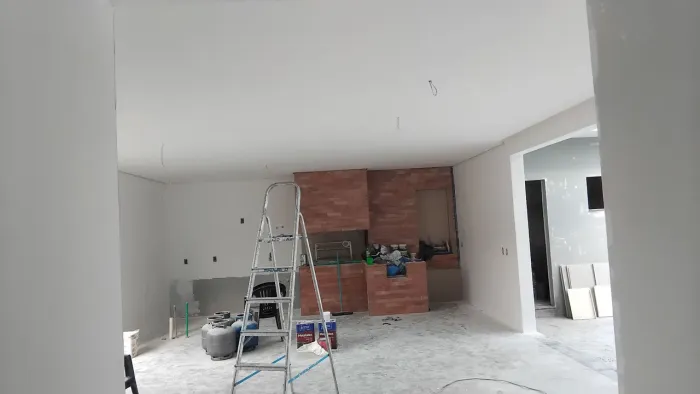 PINTURA REFORMAS LAVAÇÃO DE TELHADO CONSTRUÇÃO