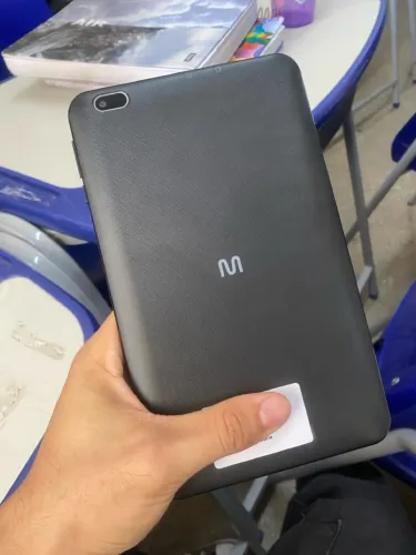Tablet M8 Estado impecavel na Caixa