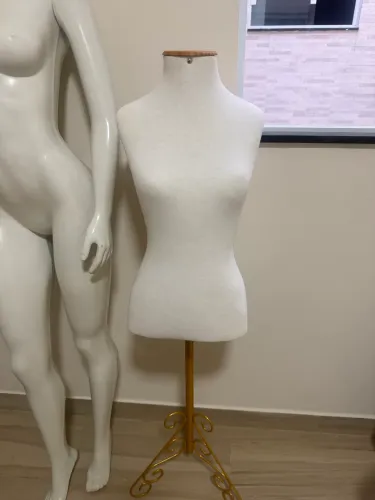 Manequins