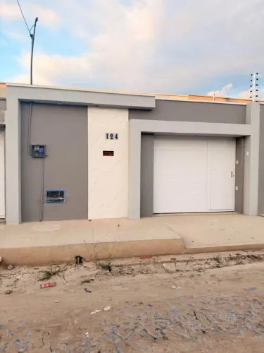 Vende-se Casa em Serrinha-BA