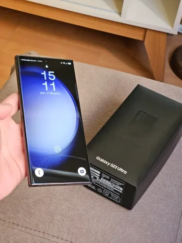 S23 Ultra 256gb (DETALHE)