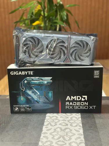RX 9060XT 16GB Nova sem uso