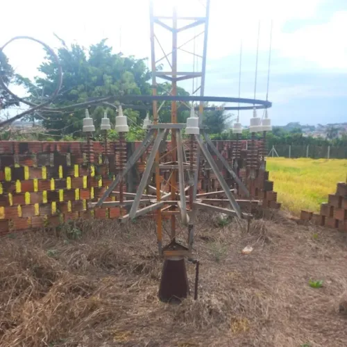 Vendo Antena 105 m tipo estaiada