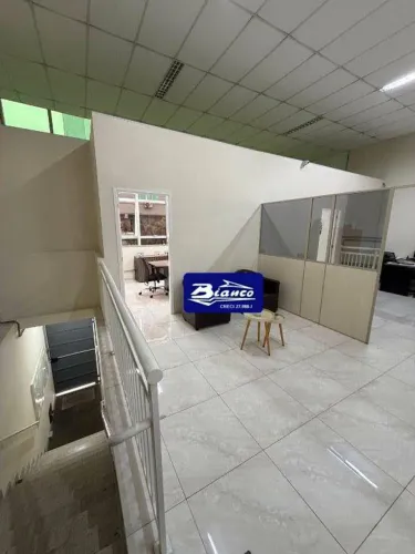 Galpão e Prédio Comercial - 910m2 Total - Vila Endres - Junto Shopping Internacional