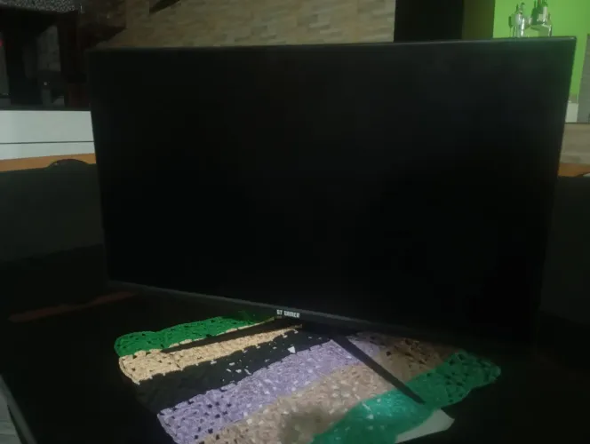 Monitor GT Gamer 27 polegadas, 75Hz, para conserto ou retirada de peças.