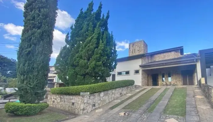 Imóvel para venda Condomínio Paysage Vert possui 256 metros quadrados com 3 quartos