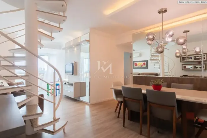 COBERTURA DUPLEX COM VISTA MAR + JACUZZI | ABRAÃO FLORIANÓPOLIS