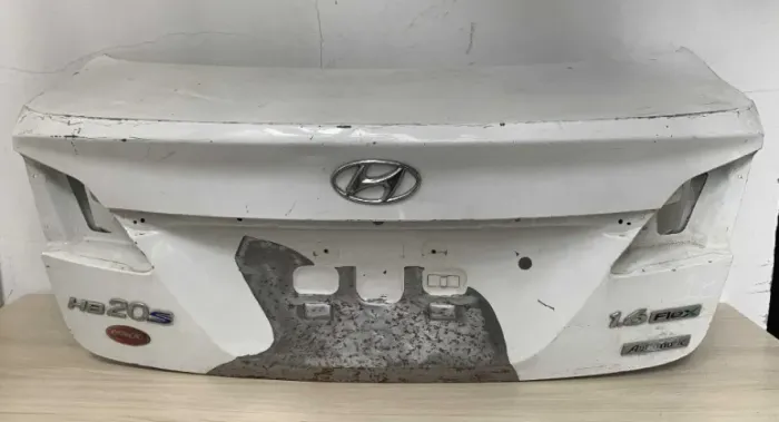 Tampa Traseira Hyundai Hb20s 2012/2016 Original Recuperada (Usado) - 6889