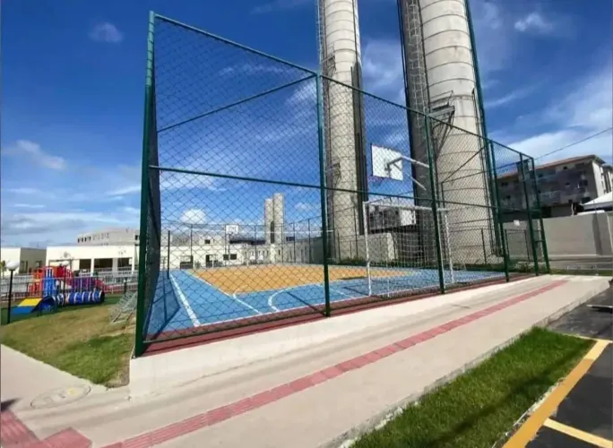 Apartamento dois quartos com quintal