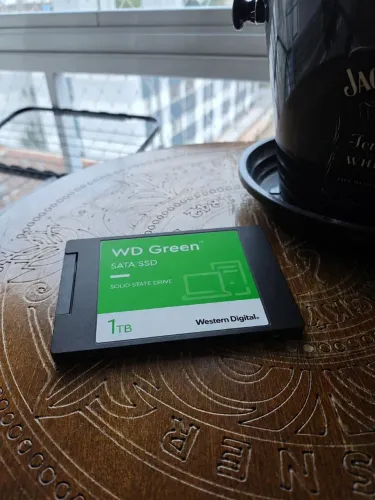SSD WD 1TB SAUDE 100%