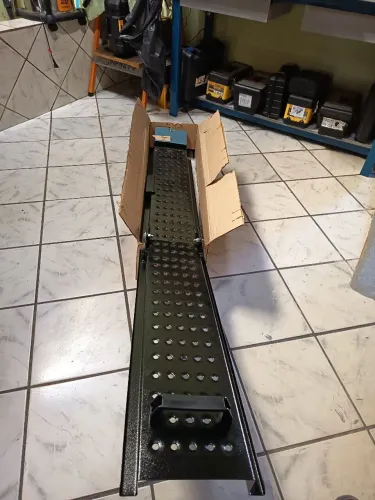 Vendo rampa Tipo RA1500-165 Metal ROMANA Nova não usadas 