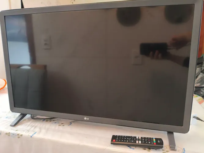 Smart TV LG 32" ThinQ AI (Modelo 32LQ620BPSB) - Perfeito Estado
