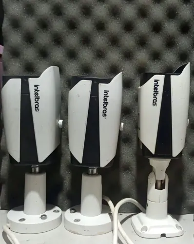 Camera iP intelbras (NÃO É WI FI)