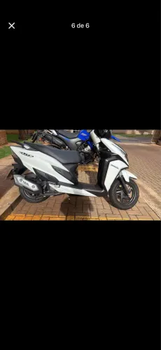 Vendo moto Automática Elite 125
