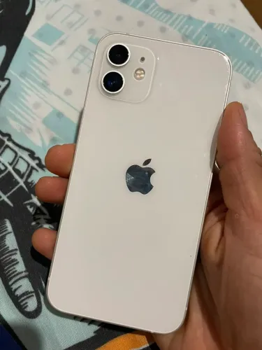 iPhone 12