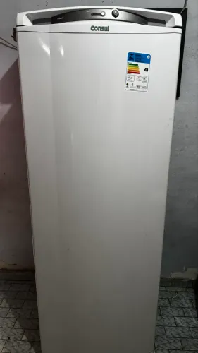 Freezer vertical Cônsul 231L