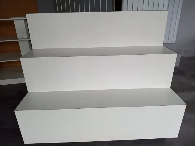 Balcão para exposição