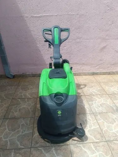 Lavadora de piso IPC Brasil