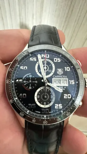Relógio Tag Heuer Carrera calibre 16 CV2A1R