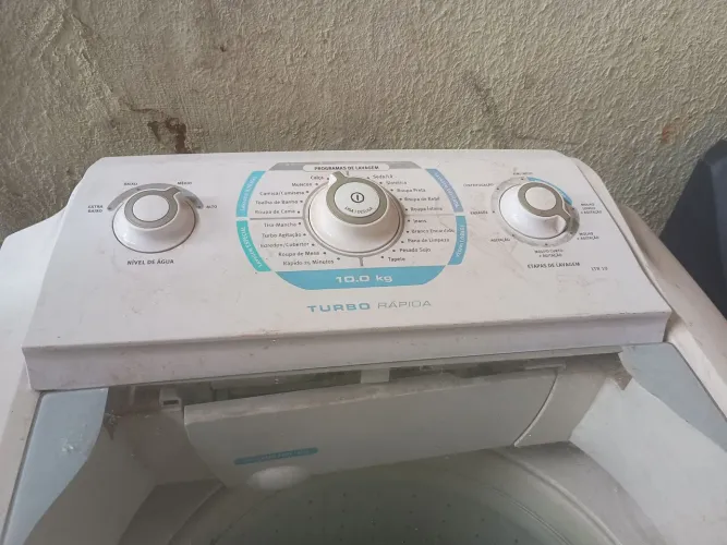 Máquina de lavar roupa 