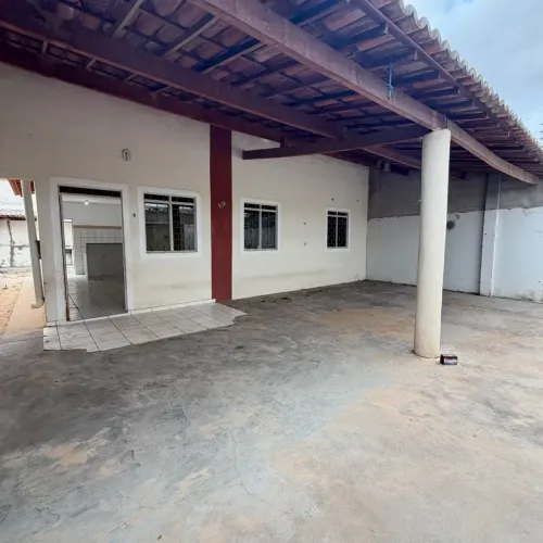 CASA À VENDA!
