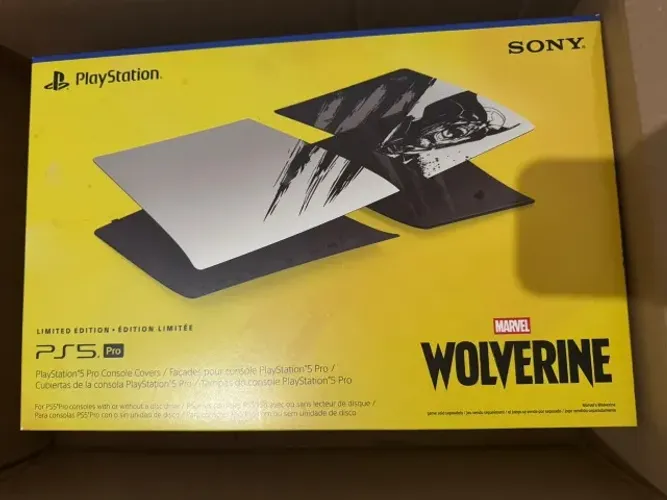 Tampas do console PS5 Pro - Edição Limitada Adamantium de Marvel's Wolverine