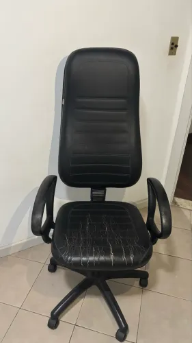 Cadeira de Escritório Diretor Giratória