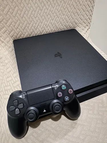 PS4 Slim 1TB