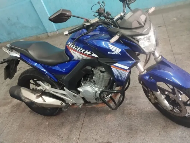 HONDA/CB TWISTER 250 CBS