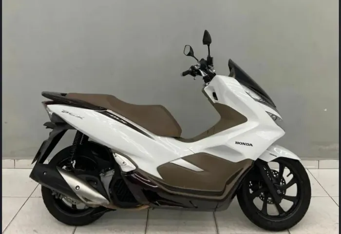 Moto zerada apenas 8 mil rodados