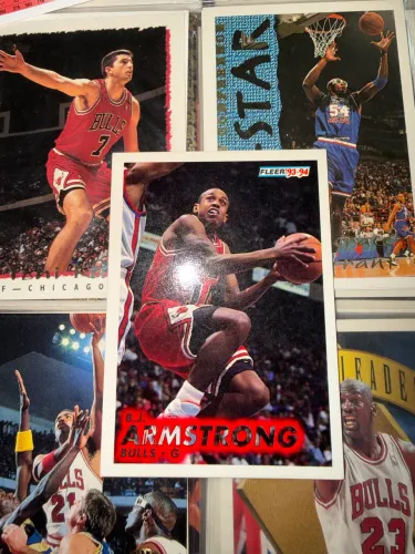 B.J. Armstrong 1993-94 Fleer #25 Chicago Bulls NBA