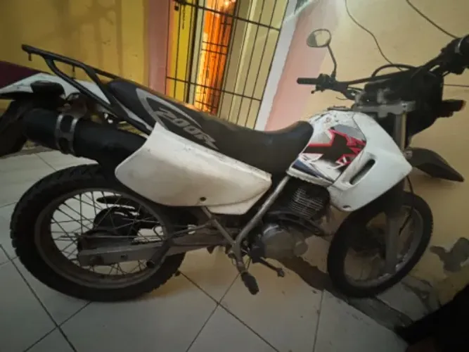 Vendo xr 200 2001 