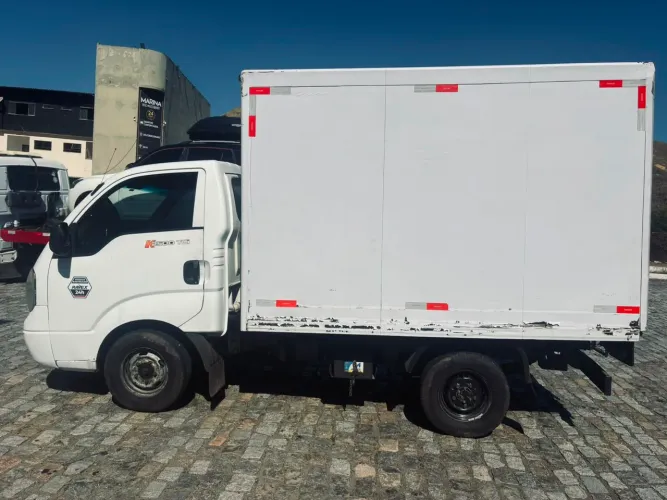 Kia Motors Bongo K-2500 2.5 4X2 TB Diesel 2010