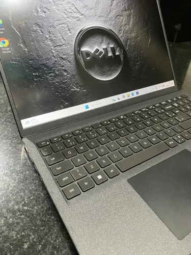 Notebook Dell I5 Geração 11 Inspiron 15 3511/8GB/SSD240GB/Ótimo Estado