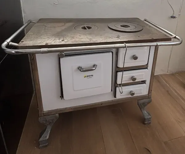 Fogão a lenha novo