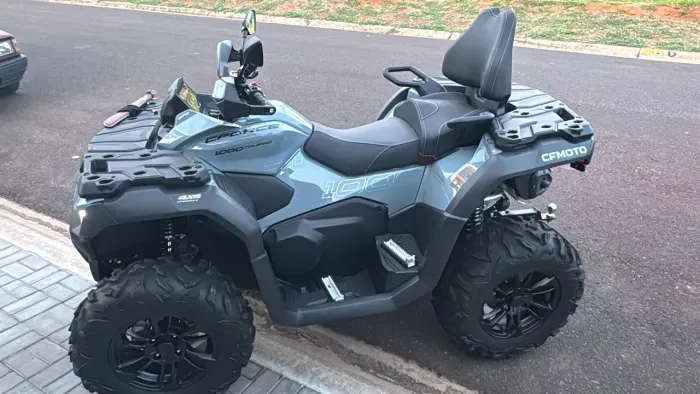 Quadriciclos Cforce 1000 cilindrada top para sua aventura 