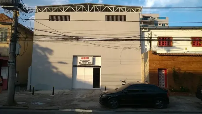 ALUGO GALPÃO VILA VALQUEIRE 480 M2