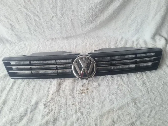 Grade frontal jetta tsi 11/15 friso cromado